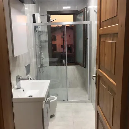 Tuana Gol Konak דירה
